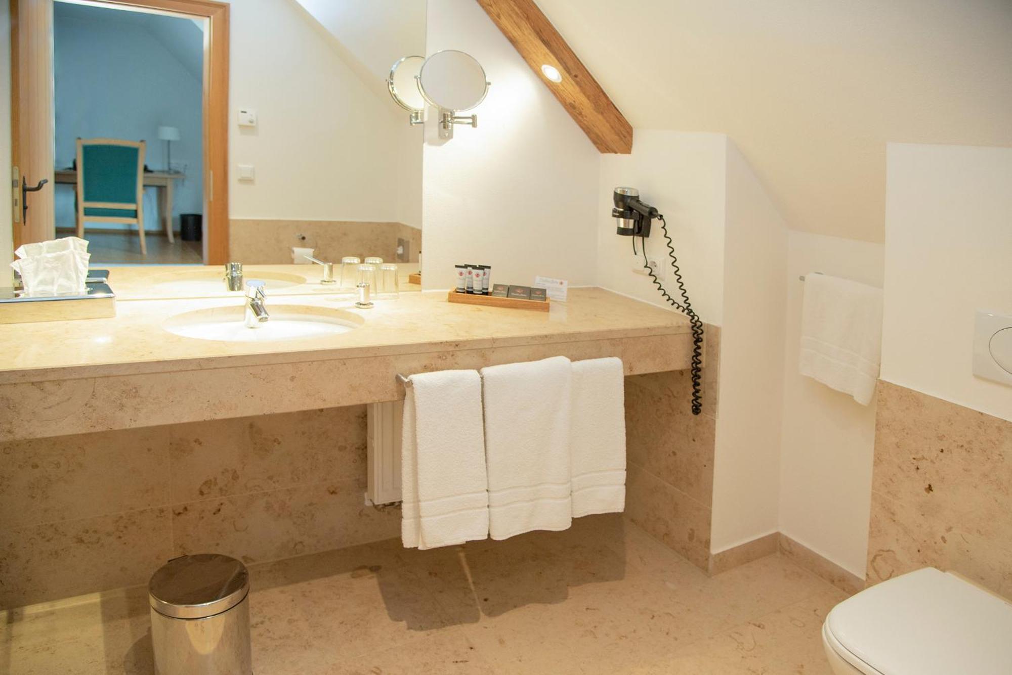 Gutshofhotel Winkler Braeu Lengenfeld Kültér fotó